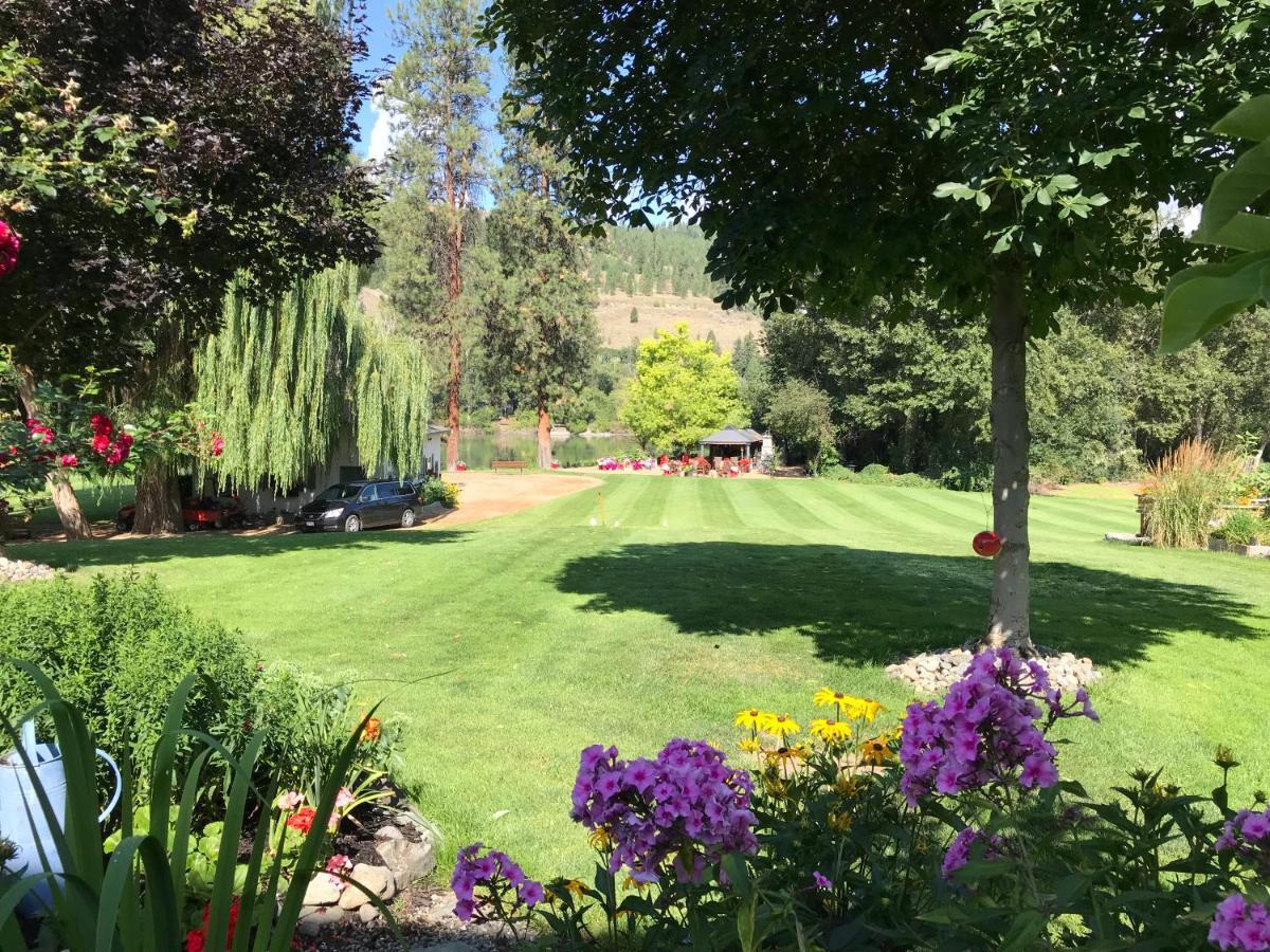 Rayleigh Riverfront Retreat- Peaceful Garden Oasis-25 Minutes To Ski Hill Κάμλουπς Εξωτερικό φωτογραφία