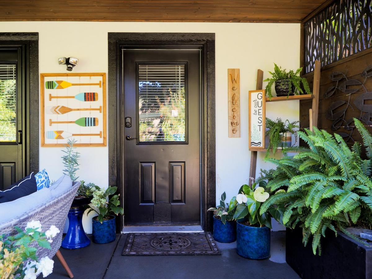 Rayleigh Riverfront Retreat- Peaceful Garden Oasis-25 Minutes To Ski Hill Κάμλουπς Εξωτερικό φωτογραφία